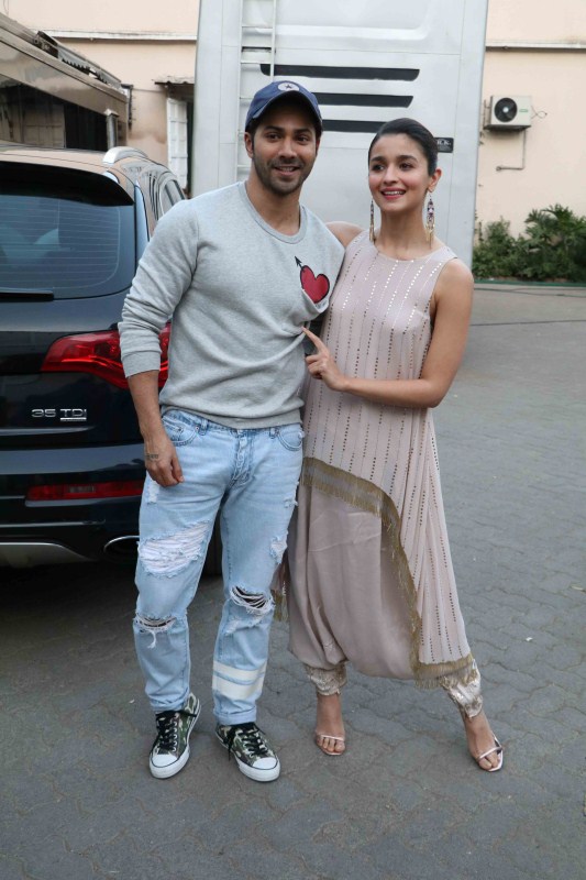 Bollywood actor Alia Bhatt and Varun Dhawan spotted at Mehboob studio for Badrinath Ki Dulhania promotion. Alia Bhatt and Varun Dhawan,Varun Dhawan and Alia Bhatt,Badrinath Ki Dulhania,Badrinath Ki Dulhania promotion,Badrinath Ki Dulhania movie promotion,Alia Bhatt,Varun Dhawan