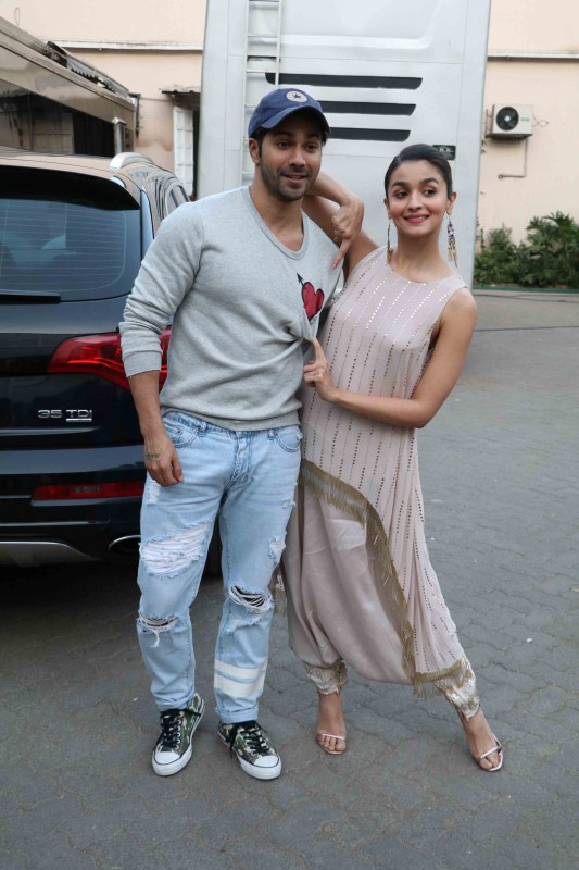 Bollywood actor Alia Bhatt and Varun Dhawan spotted at Mehboob studio for Badrinath Ki Dulhania promotion. Alia Bhatt and Varun Dhawan,Varun Dhawan and Alia Bhatt,Badrinath Ki Dulhania,Badrinath Ki Dulhania promotion,Badrinath Ki Dulhania movie promotion,Alia Bhatt,Varun Dhawan