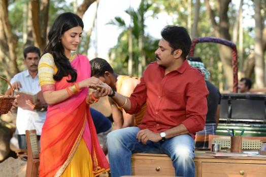 Katamarayudu is an upcoming Telugu movie directed by Kishore Kumar Pardasani and produced by Sharrath Marar. The film stars Pawan Kalyan and Shruti Hassan in the lead role, while Sharwanand, Kamal Kamaraju, Ajay, Siva Balaji, Ali and Rao Ramesh appear in the supporting role.