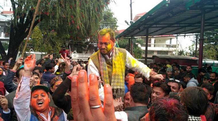 Uttarakhand elections: Holi celebrations outside BJP's office in Uttarakhand. Uttarakhand elections,Uttarakhand elections 2017,Uttarakhand,BJP Uttarakhand,Holi celebrations outside BJP,BJP celebrates Uttarakhand victory,BJP Uttarakhand victory