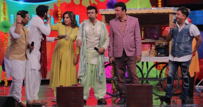 Bollywood singers Sonu Nigam, Sukhwinder Singh and filmmaker Farah Khan on the sets of singing reality show Indian Idol season 9 in Mumbai on March 7, 2017. The episode with Sukhwinder Singh will air on Sunday, 12th March, 8:00PM on Sony Entertainment Television.