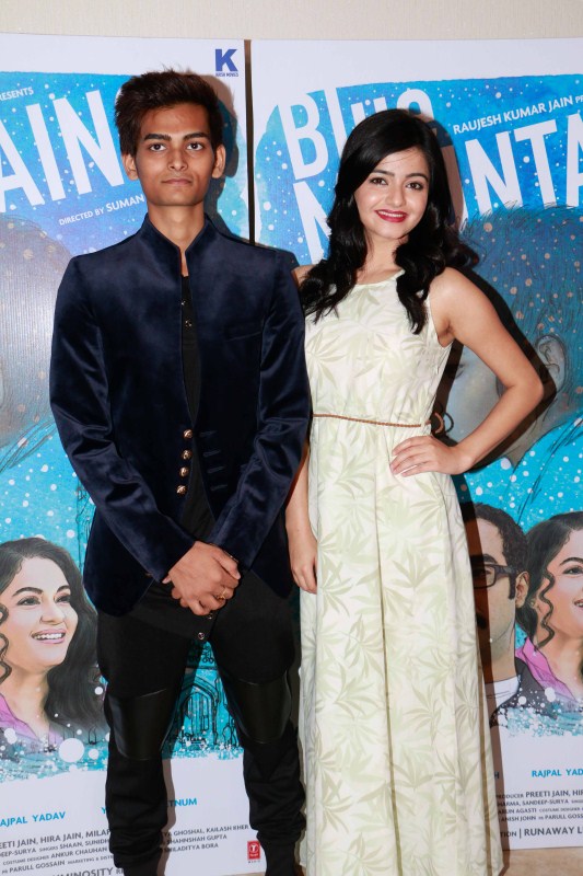 Bollywood celebs like Ranvir Shorey, Rajat Kapoor, newcomer Simran Sharma along with the filmmaker Rajesh Kumar Jain spotted at the trailer launch of film Blue Mountains. Ranvir Shorey,Rajat Kapoor,Simran Sharma,Rajesh Kumar Jain,Blue mountains,Blue mountains trailer,Blue mountains trailer launch,Blue mountains trailer launch pics,Blue mountains trailer launch images,Blue mountains trailer launch photos,Blue mountains trai