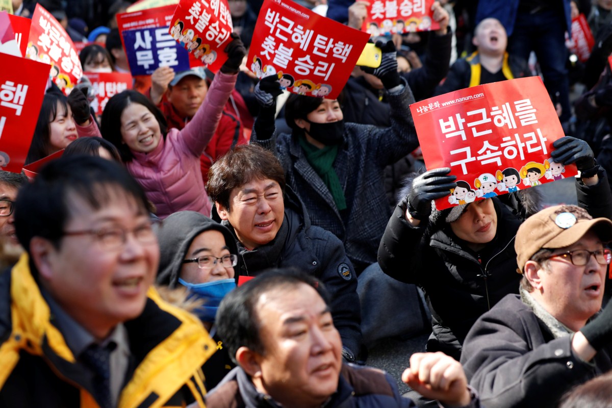 South Korean President Impeached - Photos,Images,Gallery - 61286