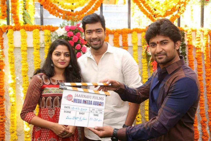 Allari Naresh-Meda Meeda Abbayi movie launched in Hyderabad. Celebs like Nani, Nikhila Vimal and others graced the event. Allari Naresh-Meda Meeda Abbayi Movie Launch Photos,Allari Naresh-Meda Meeda Abbayi Movie Launch Photo Gallery,Allari Naresh-Meda Meeda Abbayi Movie Launch Stills,Allari Naresh-Meda Meeda Abbayi Movie,Meda Meeda Abbayi Movie,Allari Naresh,Nikhila Vimal,Na