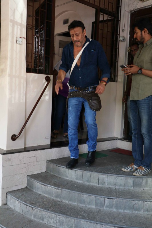 Bollywood actor Jackie Shroff spotted at Bandra. Jackie Shroff and Sonam Kapoor,Jackie Shroff,Sonam Kapoor,Jackie Shroff spotted at Bandra,Jackie Shroff at Bandra,Sonam Kapoor spotted at Bandra,Sonam Kapoor at Bandra