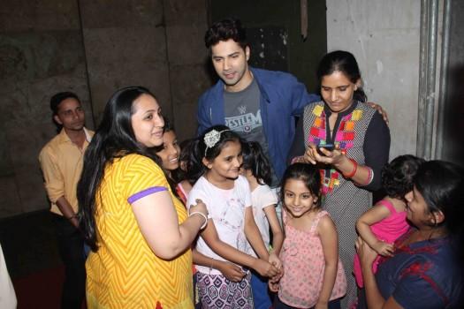 Bollywood actor Ranbir Kapoor spotted at Varun Dhawan's Badrinath Ki Dulhania special screening.