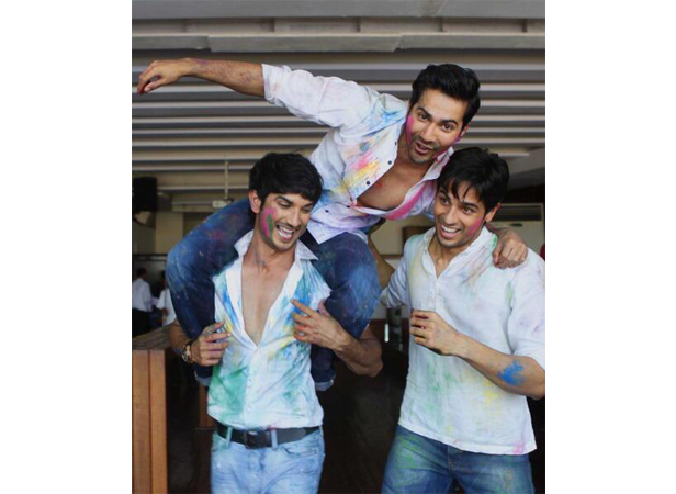 Sushant Singh Rajput, Varun Dhawan and Sidharth Malhotra Salman Khan,Shah Rukh Khan,Aamir Khan,Hrithik Roshan,Sunny Leone,best Holi moments,Holi moments,Celebs Holi moments,Holi funny moments