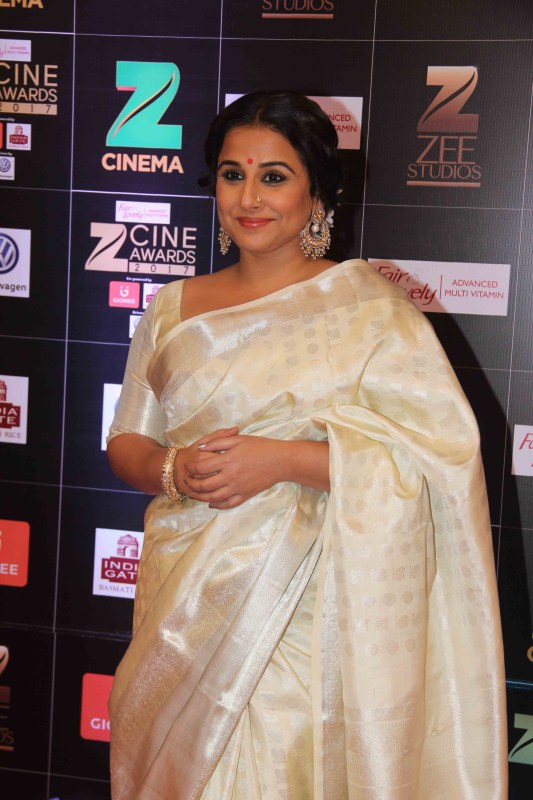Bollywood actress Vidya Balan spotted during the Fair & Lovely Zee Cine Awards 2017 in Mumbai on March 11, 2017. Sunny Leone,Vidya Balan,Sunny Leone at Zee Cine Awards 2017,Vidya Balan at Zee Cine Awards 2017,Sunny Leone at Zee Cine Awards,Vidya Balan at Zee Cine Awards,Fair and Lovely Zee Cine Awards 2017,Zee Cine Awards 2017,Zee Cine Awards,Zee Cine Awards pics,Ze