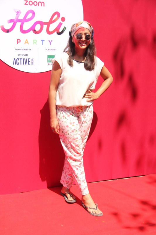 Bollywood actress Shweta Basu at Zoom Holi party. Shweta Basu at Zoom Holi party,Shweta Basu at Holi party,Zoom Holi party,Shweta Basu,actress Shweta Basu,Shweta Basu pics,Shweta Basu images,Shweta Basu photos,Shweta Basu stills,Shweta Basu pictures