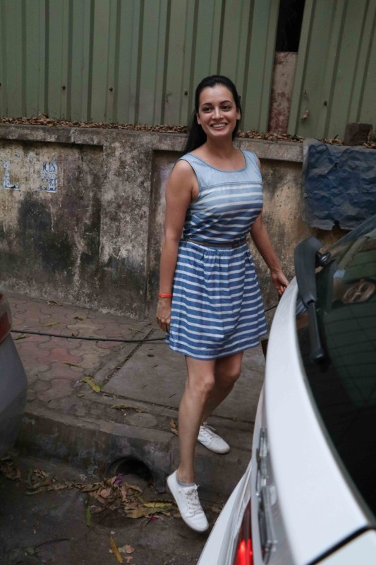 Bollywood actress Dia Mirza spotted at Bandra. Kajol,Dia Mirza,Kajol spotted at Bandra,Dia Mirza spotted at Bandra,Kajol at Bandra,Dia Mirza at Bandra,Kajol pics,Kajol images,Kajol photos,Kajol stills,Kajol pictures,Dia Mirza pics,Dia Mirza images,Dia Mirza photos,Dia Mirza stills,Dia Mirza pictures