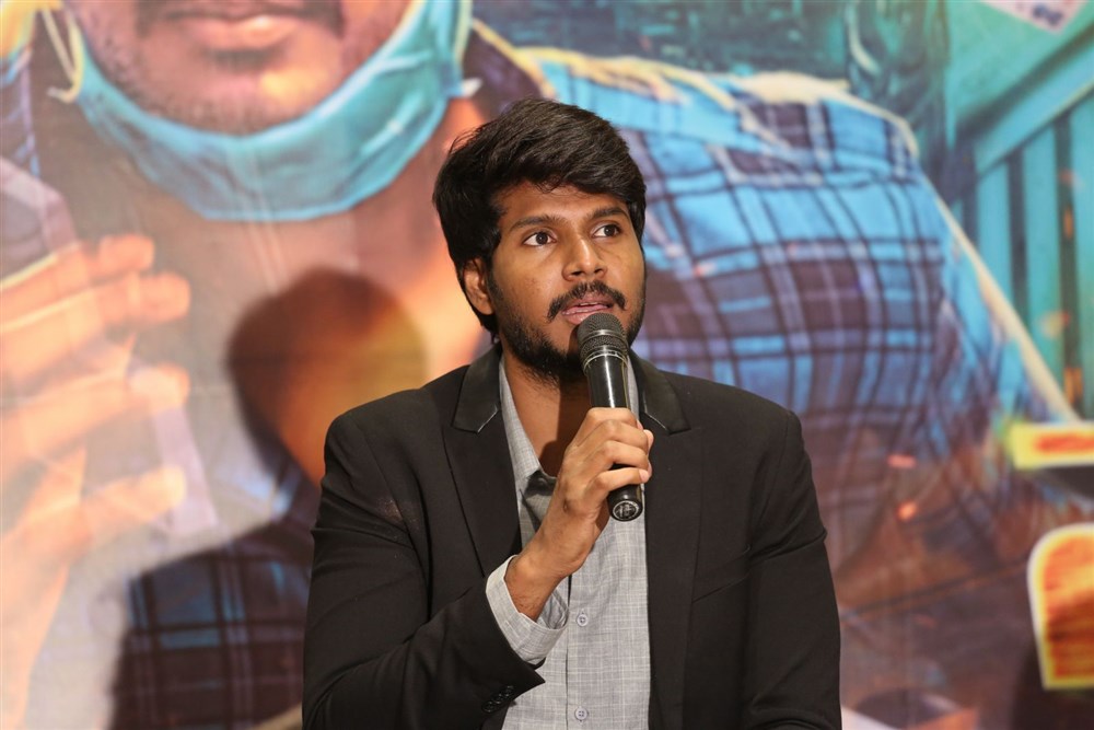 Telugu movie Nagaram success meet event held at Hyderabad. Celebs like Sundeep Kishan, Regina Cassandra and others graced the event. Sundeep Kishan,Regina Cassandra,Nagaram success meet,Nagaram success meet pics,Nagaram success meet images,Nagaram success meet photos,Nagaram success meet stills,Nagaram success meet pictures