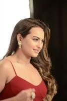 Sonakshi Sinha,Nach Baliye season 8,Nach Baliye,actress Sonakshi Sinha,Sonakshi Sinha pics,Sonakshi Sinha images,Sonakshi Sinha photos,Sonakshi Sinha stills,Sonakshi Sinha pictures