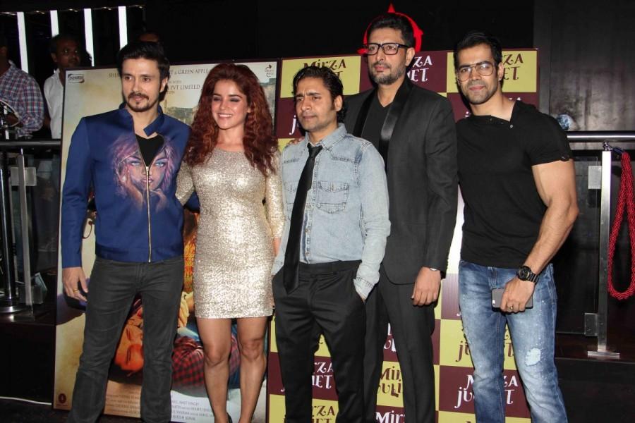 Bollywood movie Mirza Juliet music launch event held in Mumbai. Celebs like Pia Bajpai, Darshan Kumar, Priyanshu Chatterjee, Chandan Roy Sabyal and others graced the event. Pia Bajpai,Darshan Kumar,Priyanshu Chatterjee,Chandan Roy Sabyal,Mirza Juliet music launch,Mirza Juliet music,Mirza Juliet music launch pics,Mirza Juliet music launch images,Mirza Juliet music launch photos,Mirza Juliet music launch stills,Mirza Juliet mu