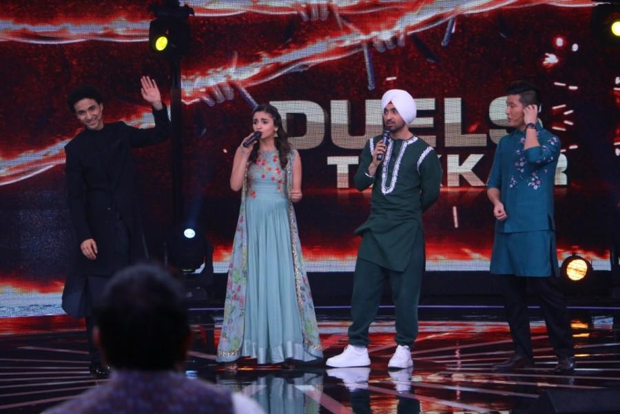 Alia Bhatt and Varun Dhawan,Alia Bhatt,Varun Dhawan,Badrinath Ki Dulhania,Badrinath Ki Dulhania cast,Rising Star,Holi,Holi festival