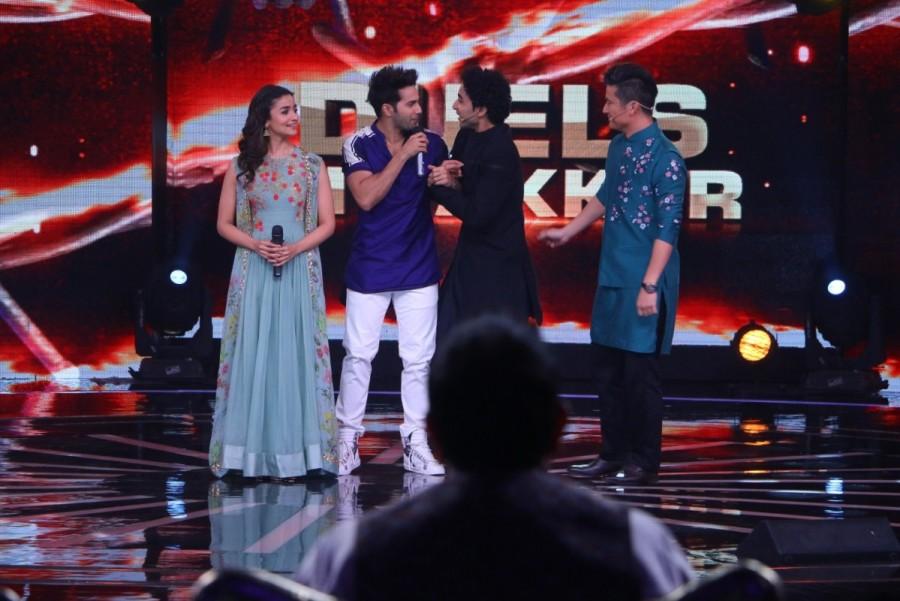 Alia Bhatt and Varun Dhawan,Alia Bhatt,Varun Dhawan,Badrinath Ki Dulhania,Badrinath Ki Dulhania cast,Rising Star,Holi,Holi festival