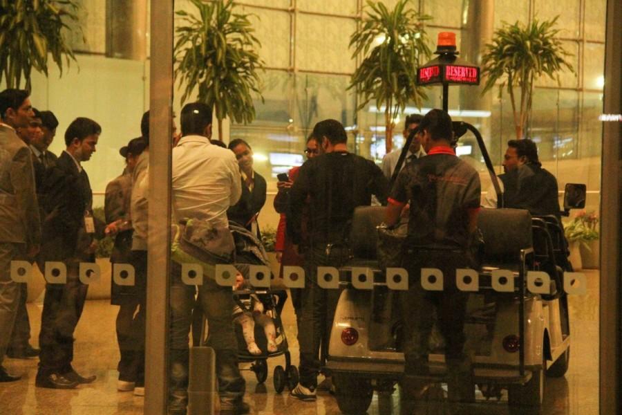 Bollywood actor Salman Khan and Katrina Kaif head for Austria to kick-start Tiger Zinda Hai. Salman Khan and Katrina Kaif,Salman Khan,Katrina Kaif,Tiger Zinda Hai,Tiger Zinda Hai pics,Tiger Zinda Hai images,Salman Khan and Katrina Kaif pics,Salman Khan and Katrina Kaif images,Salman Khan and Katrina Kaif photos,Salman Khan and Katrina Kaif stills