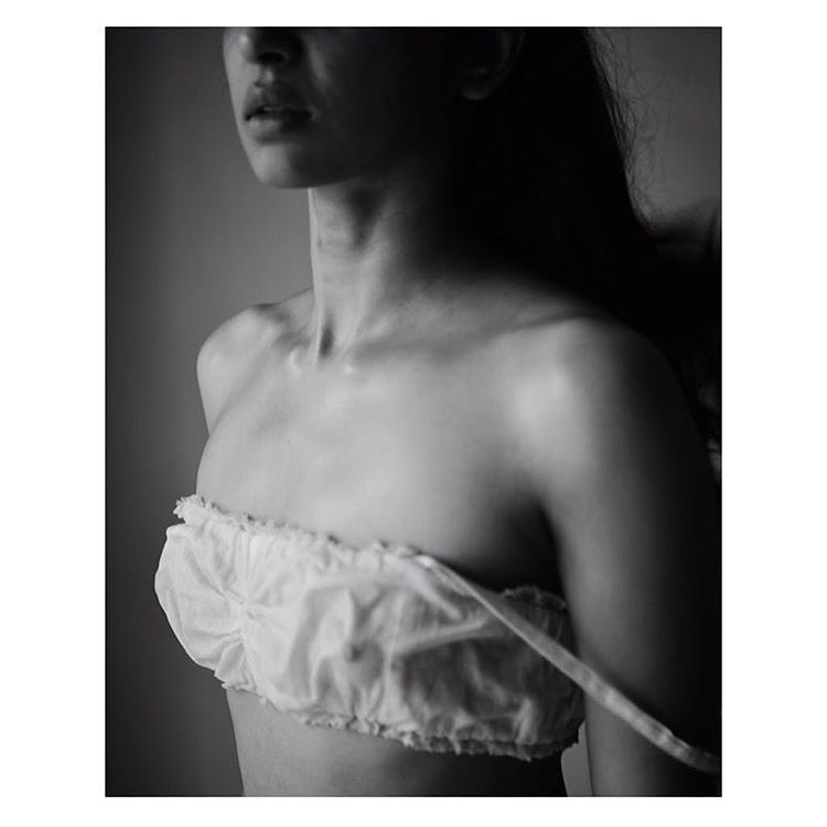 Bollywood actress Radhika Apte poses semi-nude for a photoshoot. Radhika Apte,radhika apte nude,radhika apte bold photoshoot,Radhika Apte nude photoshoot,Radhika Apte photoshoot,Radhika Apte semi-nude photoshoot,Radhika Apte semi-nude,Radhika Apte semi-nude pics,Radhika Apte semi-nude images,Radhika Apte semi-nude phot