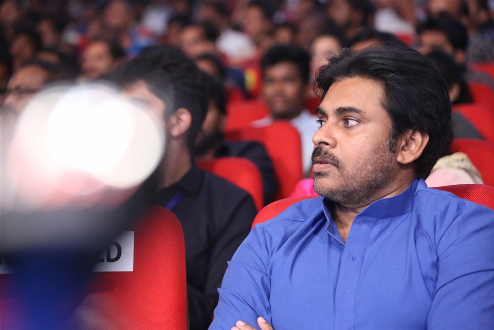Telugu movie Katamarayudu Pre-Release event held at Hyderabad. Celebs like Pawan Kalyan, Trivikram Srinivas, Kishore Kumar Pardasani, Anup Rubens, Sharath Marar, Madhumitha, Siva Balaji, Ramajogaiah Sastry, Chaitanya Krishna, Bandla Ganesh Babu, Ajay, Dhanunjay, AM Rathnam, Manasa Himavarsh, Ali, Suma and others graced the event. Pawan Kalyan,Trivikram Srinivas,Kishore Kumar Pardasani,Anup Rubens,Sharath Marar,Madhumitha,Siva Balaji,Ramajogaiah Sastry,Katamarayudu Pre-Release event,Katamarayudu,Katamarayudu Pre-Release event pics,Katamarayudu Pre-Release event images,Katamarayudu