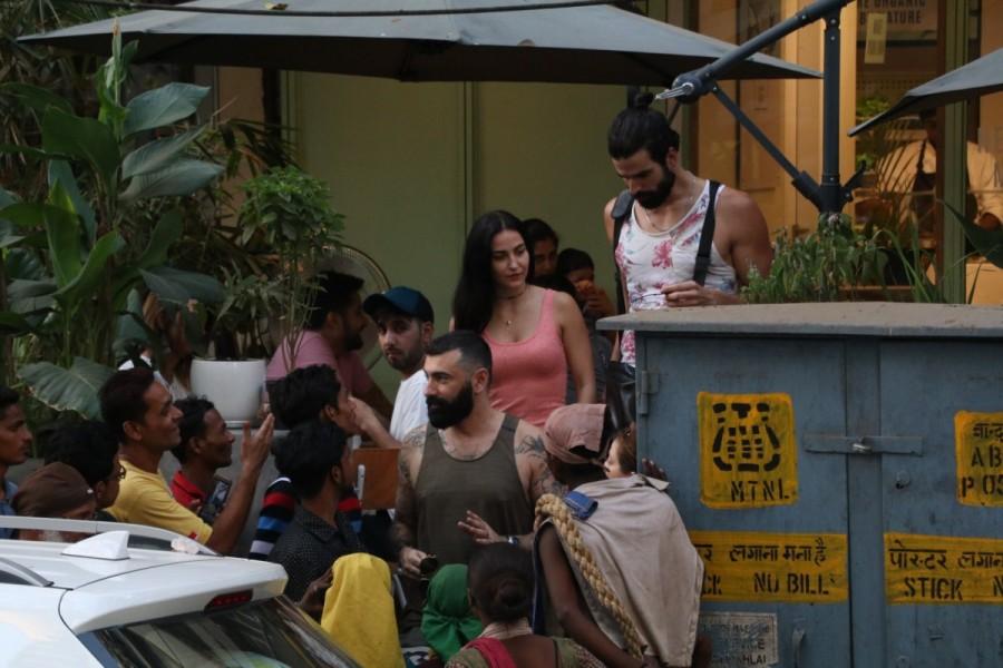 Bollywood actress Elli Avram spotted at Bandra. Elli Avram spotted at Bandra,Elli Avram at Bandra,Elli Avram,actress Elli Avram,Elli Avram pics,Elli Avram images,Elli Avram photos,Elli Avram stills,Elli Avram pictures