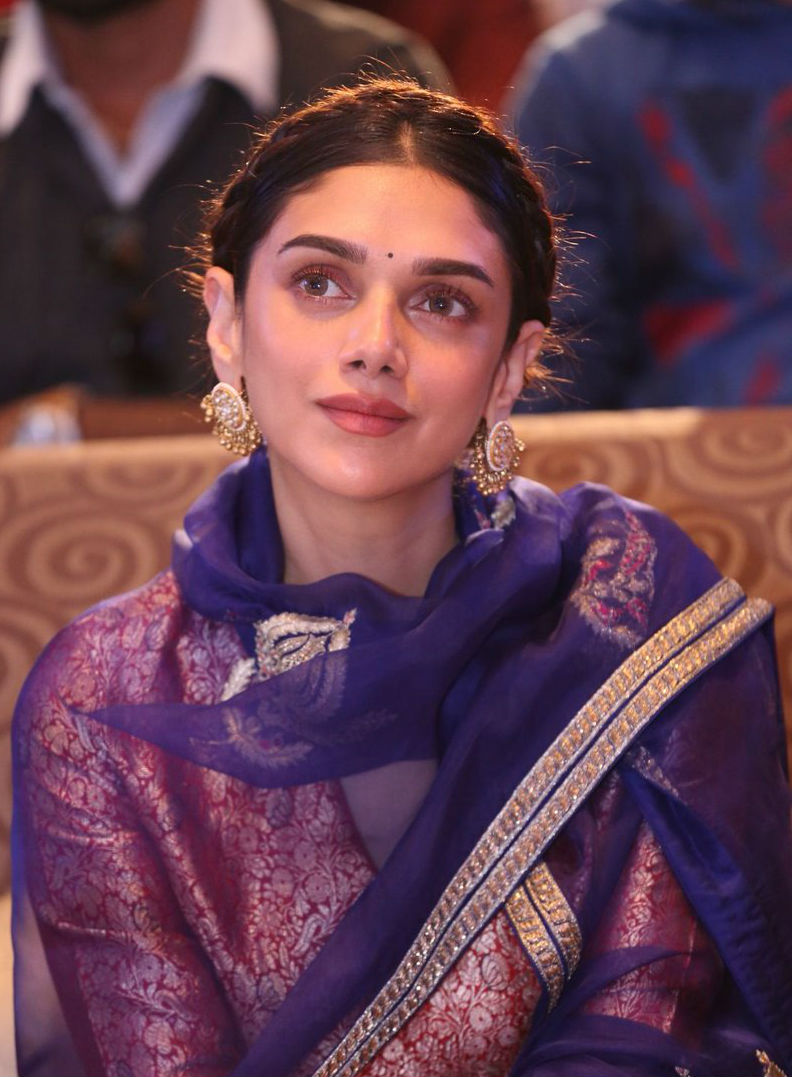 Telugu movie Cheliyaa audio launch event held in Hyderabad. Celebs like Karthi, Aditi Rao Hydari, AR Rahman, Mani Ratnam, Suhasini Maniratnam and others graced the event. Karthi,Aditi Rao Hydari,AR Rahman,Mani Ratnam,Suhasini Maniratnam,Cheliyaa,Cheliyaa audio,Cheliyaa audio launch,Cheliyaa audio launch pics,Cheliyaa audio launch images,Cheliyaa audio launch photos,Cheliyaa audio launch stills,Cheliyaa audio launch picture