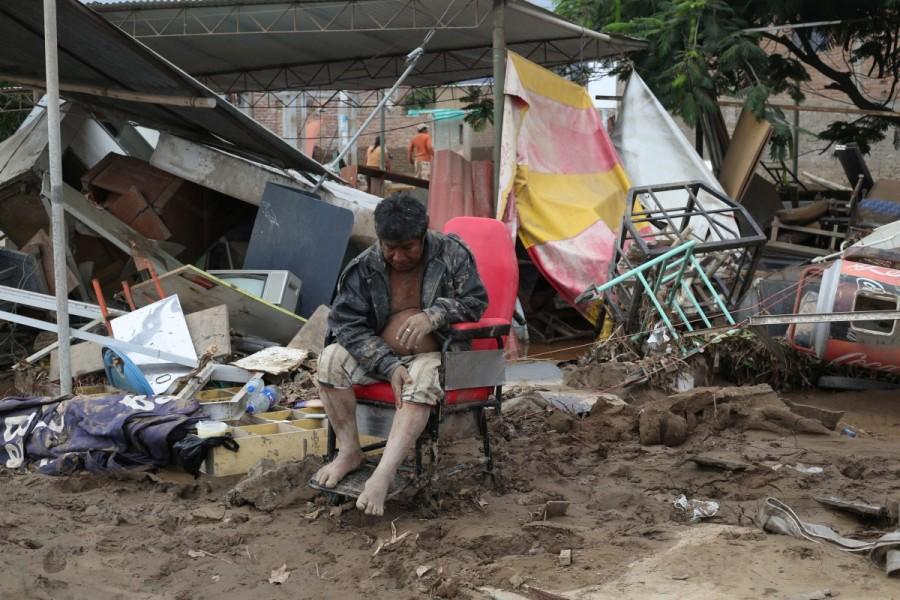 Severe droughts give way to some of the country's most devastating downpours in decades. Peru,Peru floods,Peru landslides,Floods,landslides spread havoc in Peru,Floods,landslides in Peru