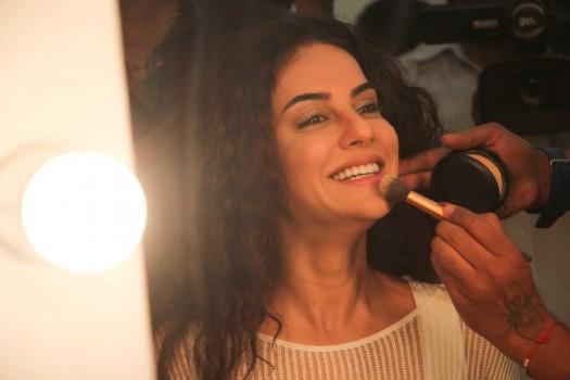 Bollywood actress Sara Arfeen Khan Photo Shoot for upcoming show on Starplus.