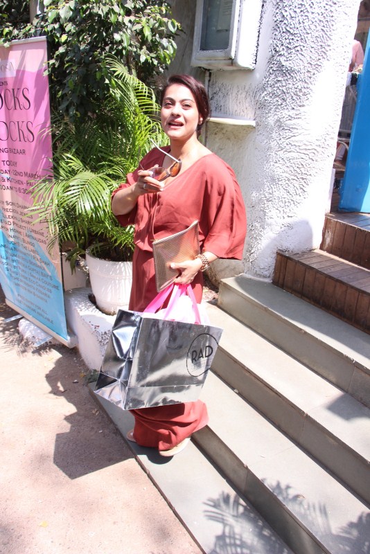 Bollywood actress Kajal spotted at Bandra in Mumbai on March 22, 2017. Kajal with mother,Kajal,actress Kajal,Kajal pics,Kajal images,Kajal photos,Kajal stills,Kajal pictures,Kajal at Bandra,Kajal spotted at Bandra