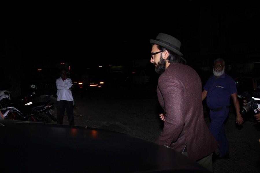 Bollywood actor Ranveer Singh spotted at Bandra in Mumbai on March 22, 2017. Sushmita Sen and Ranveer Singh,Sushmita Sen,Ranveer Singh,Sushmita Sen spotted at Bandra,Sushmita Sen at Bandra,Ranveer Singh spotted at Bandra,Ranveer Singh at Bandra