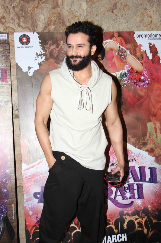 Bollywood filmmaker Ashwiny Iyer Tiwari, actors Pankaj Tripathi, Sahil Salathia, Vicky Kaushal, Deepak Dobriya, Mohammed Zeeshan Ayyub and Swara Bhaskar spotted during the screening of film Anaarkali of Aarah in Mumbai on March 23, 2017. Ashwiny Iyer Tiwari,Pankaj Tripathi,Sahil Salathia,Vicky Kaushal,Deepak Dobriya,Mohammed Zeeshan Ayyub,Anaarkali of Aarah,Anaarkali of Aarah special screening,Anaarkali of Aarah screening