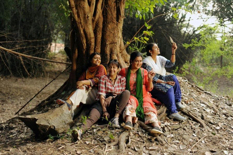 Magalir Mattum is an upcoming Tamil movie directed by Bramma. The film stars Jyothika, Saranya, Urvashi, Bhanupriya in the lead role. Music composed by Ghibran. Jyothika,Saranya,Urvashi,Bhanupriya,Magalir Mattum,Magalir Mattum movie stills,Magalir Mattum movie pics,Magalir Mattum movie images,Magalir Mattum movie photos,Magalir Mattum movie pictures,Magalir Mattum pics,Magalir Mattum images,Magalir Mattum photos