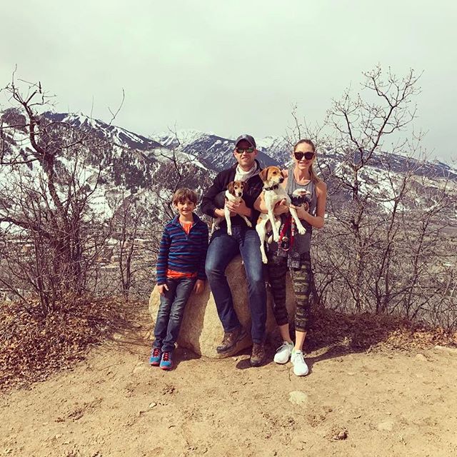 Ivanka Trump went for skiing in the posh Colorado town of Aspen for spring break along with Donald Trump Jr., Eric Trump and their respective children and spouses. Check out the photos of their family vacation here. Ivanka Trump,Ivanka Trump with family,Ivanka Trump skiing with family,Ivanka Trump skiing,Ivanka Trump family vacation,Ivanka Trump family vacation pics,Ivanka Trump family vacation images,Ivanka Trump family vacation photos,Ivanka Trump family vacation