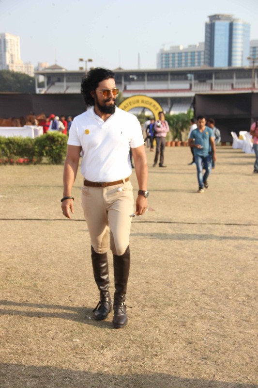 Bollywood actor Randeep Hooda before participating in the horse jumping competition at Amateur Riders' Club (ARC) Polo Ground, Mahalaxmi Race course in Mumbai on March 24, 2017. Randeep Hooda,Randeep Hooda participate horse jumping competition,Randeep Hooda at horse jumping competition,Amateur Riders club,Randeep Hooda pics,Randeep Hooda images,Randeep Hooda photos,Randeep Hooda stills,Randeep Hooda pictures