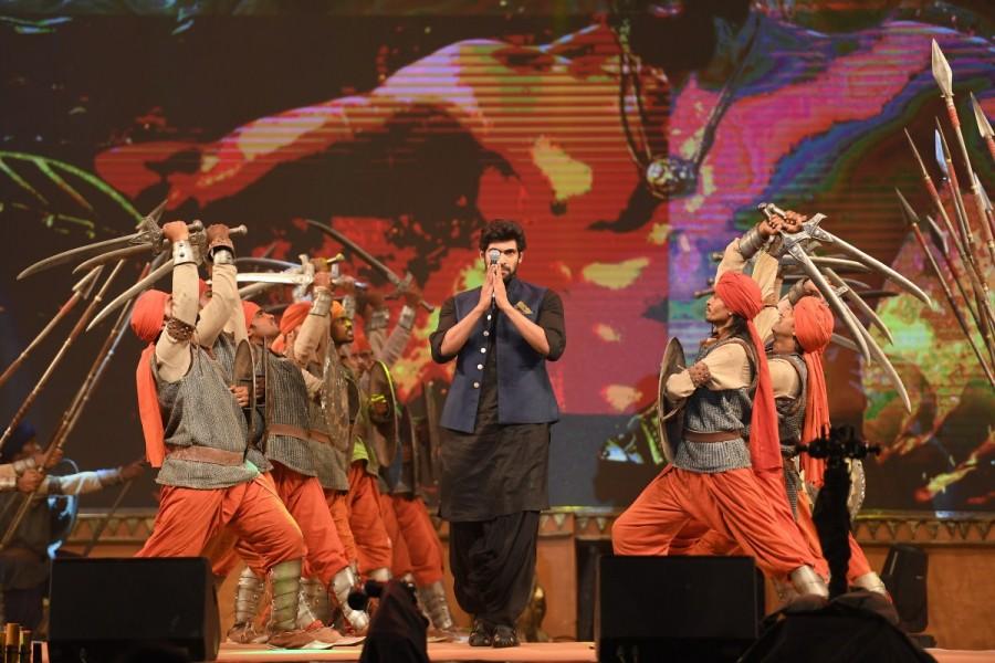 South Indian actor Rana Daggubati spotted suring the event. Rana Daggubati,actor Rana Daggubati,Rana Daggubati at Baahubali 2 pre-release event,Rana Daggubati Baahubali 2,Baahubali 2 pre-release event,Baahubali 2 pre-release event pics,Baahubali 2 pre-release event images,Rana Daggubati pics,Rana Daggubati images