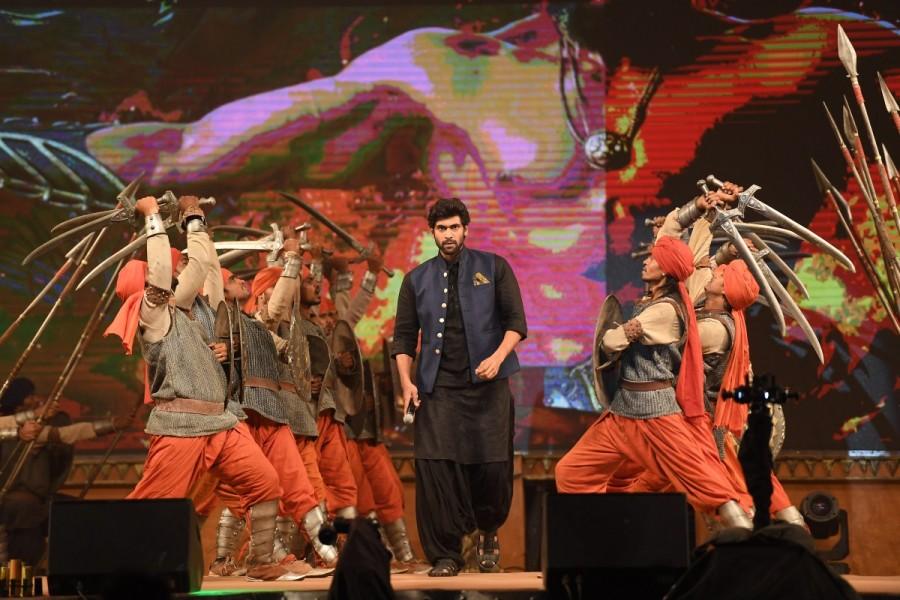 South Indian actor Rana Daggubati spotted suring the event. Rana Daggubati,actor Rana Daggubati,Rana Daggubati at Baahubali 2 pre-release event,Rana Daggubati Baahubali 2,Baahubali 2 pre-release event,Baahubali 2 pre-release event pics,Baahubali 2 pre-release event images,Rana Daggubati pics,Rana Daggubati images