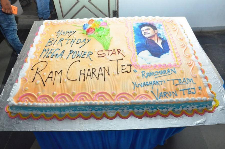 South Indian actor Varun Tej celebrates Ram Charan birthday in Hyderabad. Varun Tej,actor Varun Tej,Ram Charan,Ram Charan birthday,Ram Charan Teja,Ram Charan birthday celebrations,Ram Charan birthday celebration,Ram Charan birthday celebration pics,Ram Charan birthday celebration images,Ram Charan birthday celebration photos,Ra