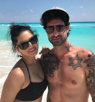 Bollywood actress Sunny Leone and her husband Daniel Weber were spotted chilling at Cancun Beach.
