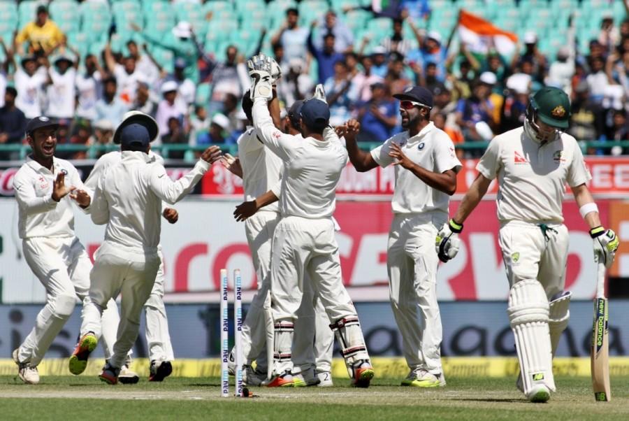 India bowled out Australia for 137 in their second innings to set a 106-run target for clinching the final cricket Test match -- and the four-match series -- here on Monday, the third day of their ongoing encounter. India need 106 runs,India need 106 runs against Australia,India vs Australia,india vs australia test series 2017,india vs australia test series,India vs Australia 4th Test,india vs australia live,India vs Australia live streaming