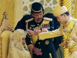 Sultan of brunei wedding,Wedding photos,Sultan of brunei son's wedding,Abdul malik wedding photos,Abdul malik wife name,lavish wedding photos