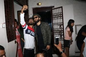 Ranveer Singh,actor Ranveer Singh,Ranveer Singh at Shankar Mahadevan studio,Shankar Mahadevan studio,Shankar Mahadevan,Ranveer Singh pics,Ranveer Singh images,Ranveer Singh stills,Ranveer Singh pictures