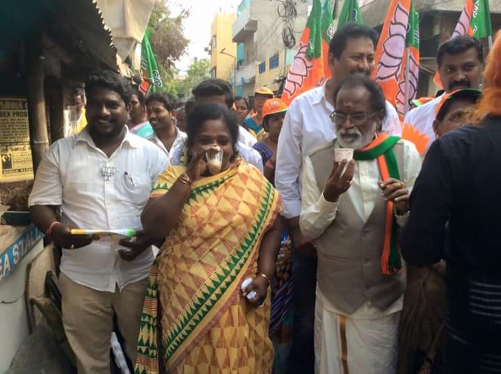 Tamil film music composer and Bhartiya Janta Party (BJP) candidate Gangai Amaran campaign at RK Nagar in Chennai on March 28, 2017. The constituency fell vacant after the death of chief minister J Jayalalithaa in December last year. Gangai Amaran,Gangai Amaran campaign at RK Nagar,Gangai Amaran campaign,RK Nagar,J Jayalalithaa,Jayalalithaa,BJP