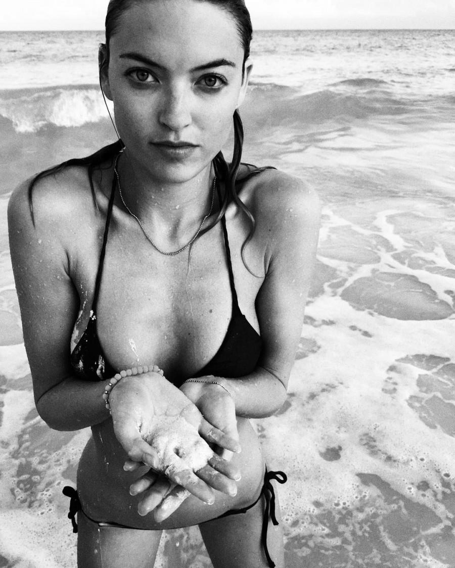 Victoria's Secret Angel Martha Hunt flaunts her killer body. Angel Martha Hunt,actress Angel Martha Hunt,Martha Hunt,actress Martha Hunt,Martha Hunt bikini pics,Martha Hunt bikini images,Martha Hunt bikini stills,Martha Hunt bikini pictures,Martha Hunt bikini photos