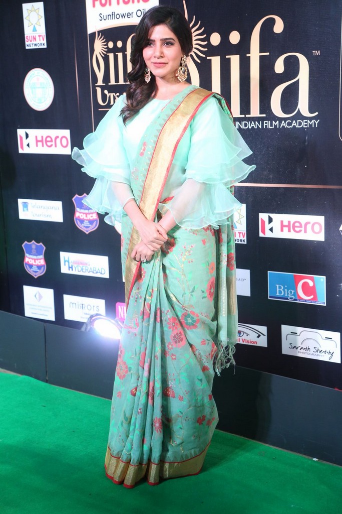 South Indian actress Samantha spotted at IIFA Utsavam Awards 2017 Green Carpet. Samantha,actress Samantha,Samantha at IIFA Utsavam 2017,IIFA Utsavam 2017,IIFA Utsavam,IIFA Utsavam pics,IIFA Utsavam images,IIFA Utsavam stills,IIFA Utsavam pictures