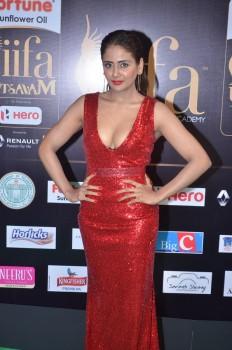South Indian actress Parul Yadav spotted at IIFA Utsavam Awards 2017 Green Carpet.