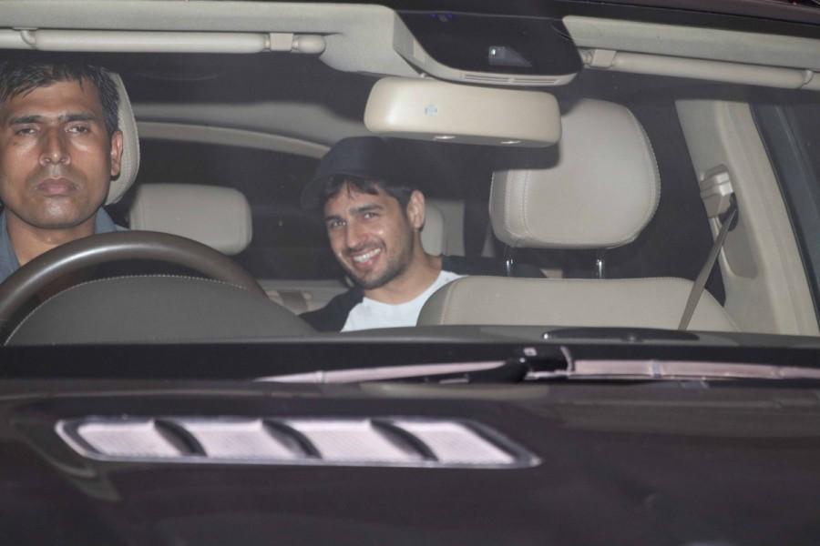 Bollywood actor Varun Dhawan and Sidharth Malhotra spotted at Karan Johar's house. Varun Dhawan and Sidharth Malhotra,Varun Dhawan,Sidharth Malhotra,Karan Johar,Varun Dhawan pics,Varun Dhawan images,Varun Dhawan stills,Varun Dhawan pictures,Sidharth Malhotra pics,Sidharth Malhotra images,Sidharth Malhotra photos,Sidharth Malhotra stills