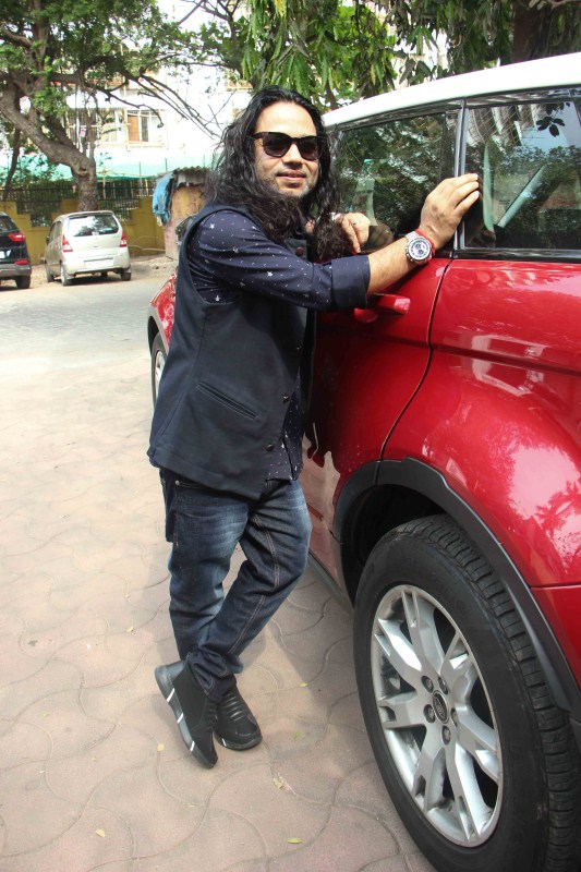 Bollywood singer Kailash Kher spotted during the song launch of 'Vote do' for film Blue Mountains in Mumbai on March 29, 2017. Song launch of Vote,singer Kailash Kher,Kailash Kher,Bollywood singer Kailash Kher,Vote do,Vote do song,Vote do song launch,Vote do song launch pics,Vote do song launch images,Vote do song launch photos,Vote do song launch stills,Vote do song launch pictu