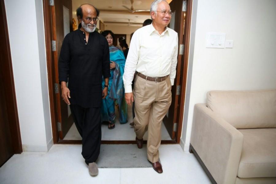 Asked if the rumour that he was going to replace actor Shah Rukh Khan as the brand ambassador of Malaysian tourism was true, Rajinikanth trashed such reports. Malaysian PM Najib Razak,Najib Razak,PM Najib Razak,Najib Razak meets superstar Rajinikanth,Najib Razak meets Rajinikanth,Rajinikanth,superstar Rajinikanth