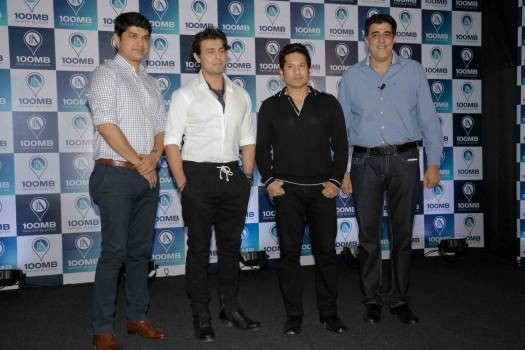 Cricket legend Sachin Tendulkar on Thursday unveiled his latest endeavor 100MB at ITC Mumbai.