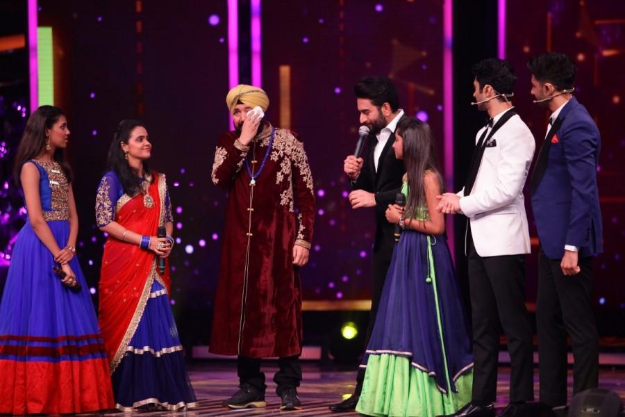 Dil Hai Hindustani finale,Dil Hai Hindustani,Daler Mehndi,Daler Mehndi performance with Badshah,Dil Hai Hindustani Finalists