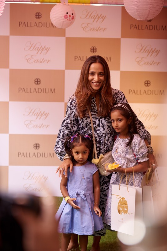 Attending the event were celebrities mommies with their kids. Madhoo Shah, Priyali Mehtani, Smiti Kanodia, Sunaina Kilachand, Akanksha Agarwal, Krupa Amin, Jyoti Mukherjee, Avantikka Kilachand, Priya aliwadi, Pallavi Swadi, Rouble Nagi, Tanaz Doshi, Shivani Patodia, Vinita, Putcha, Penny Patel, Ishna bairamji, Ritika Wardhan, Rubina Singh, Jaya Raheja, Priyanka Talwar, Aditi Duggal. Easter party at Palladium,Easter party,Aditi Duggar,Pooja Advani,Akanksha Aggarwal,Easter party pics,Easter party images,Easter party stills,Easter party pictures