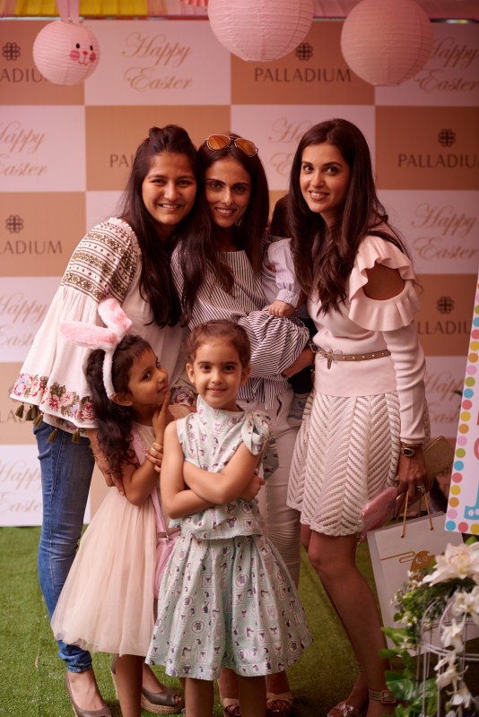 With the mothers and children looking for clues and winning prizes, the entire Atrium was filled with a heartwarming celebration, sweet giggles and interesting competitive cheer keeping up with the Easter theme. Easter party at Palladium,Easter party,Aditi Duggar,Pooja Advani,Akanksha Aggarwal,Easter party pics,Easter party images,Easter party stills,Easter party pictures